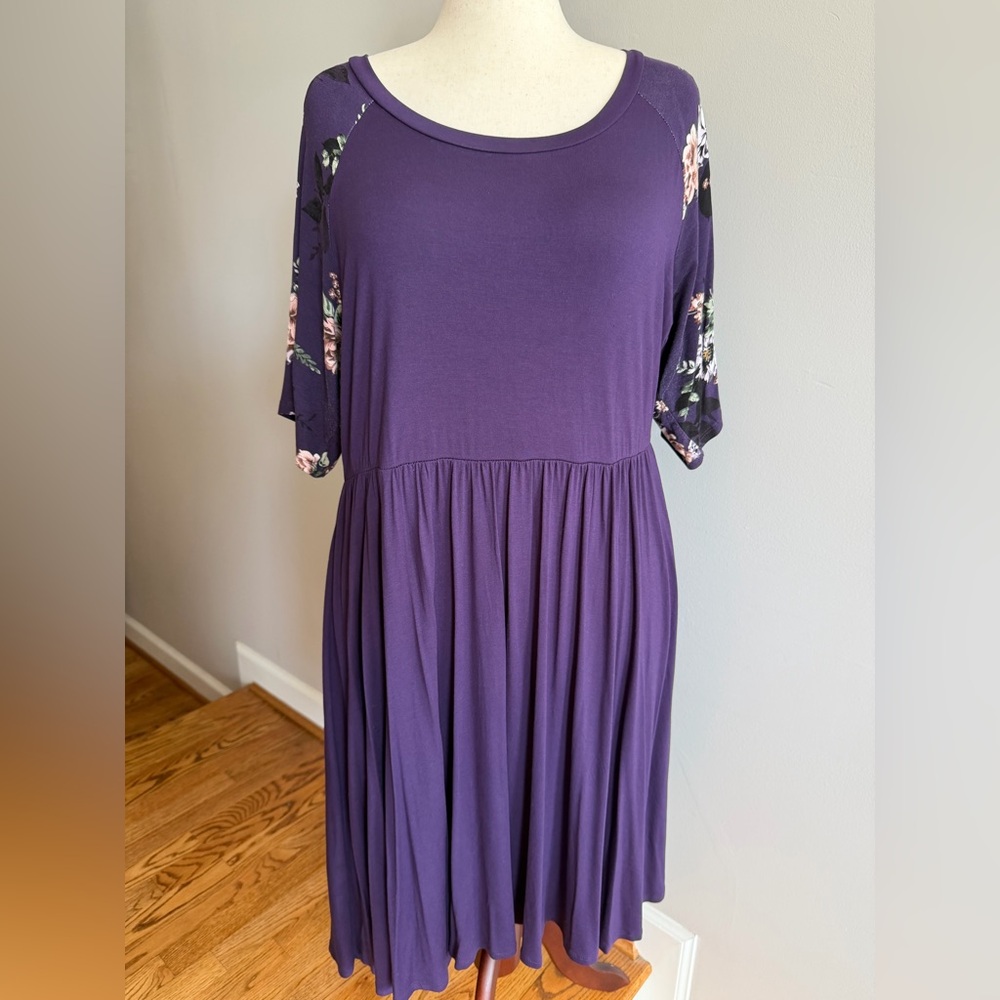 Torrid Purple Floral Sleeve Super Soft Dress - Torrid Size 3 (22-24, 3X)